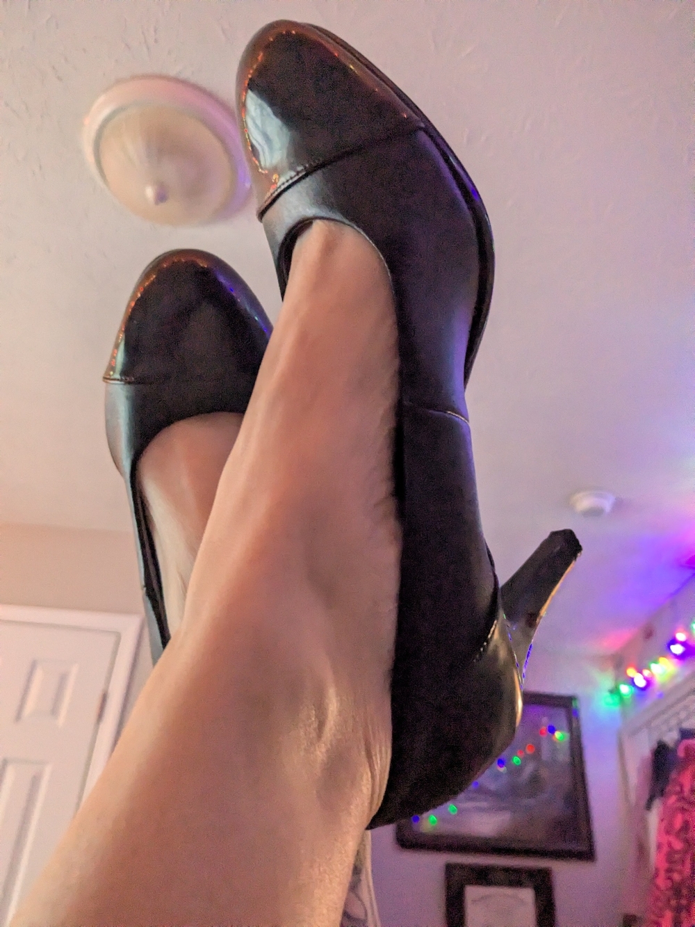 Life Strides Black Comfy High Heel Pump